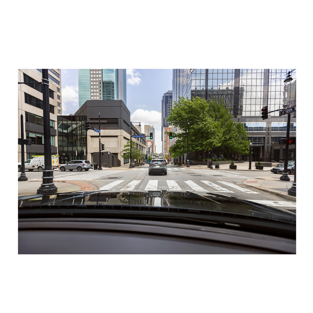 Garmin Dash Cam™ Live Bundle with 64GB MicroSDXC Canvas Go Plus Memory Card