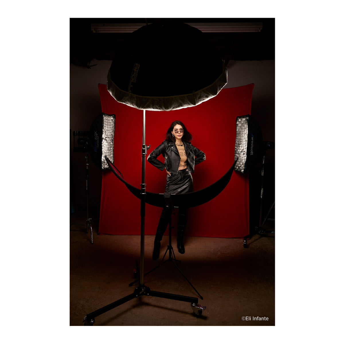 Westcott X-Drop Wrinkle-Resistant Backdrop, For Video Conferencing (Scarlet Red, 5 x 12 Feet)