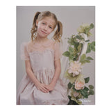 Westcott X-Drop Wrinkle-Resistant Backdrop for Video Conferencing (Buttermilk White, 5 x 7 Feet)