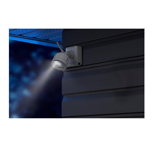 Lorex 2K 8-Channel 32GB NVR System with Four Active Deterrence Outdoor Battery Security Cameras