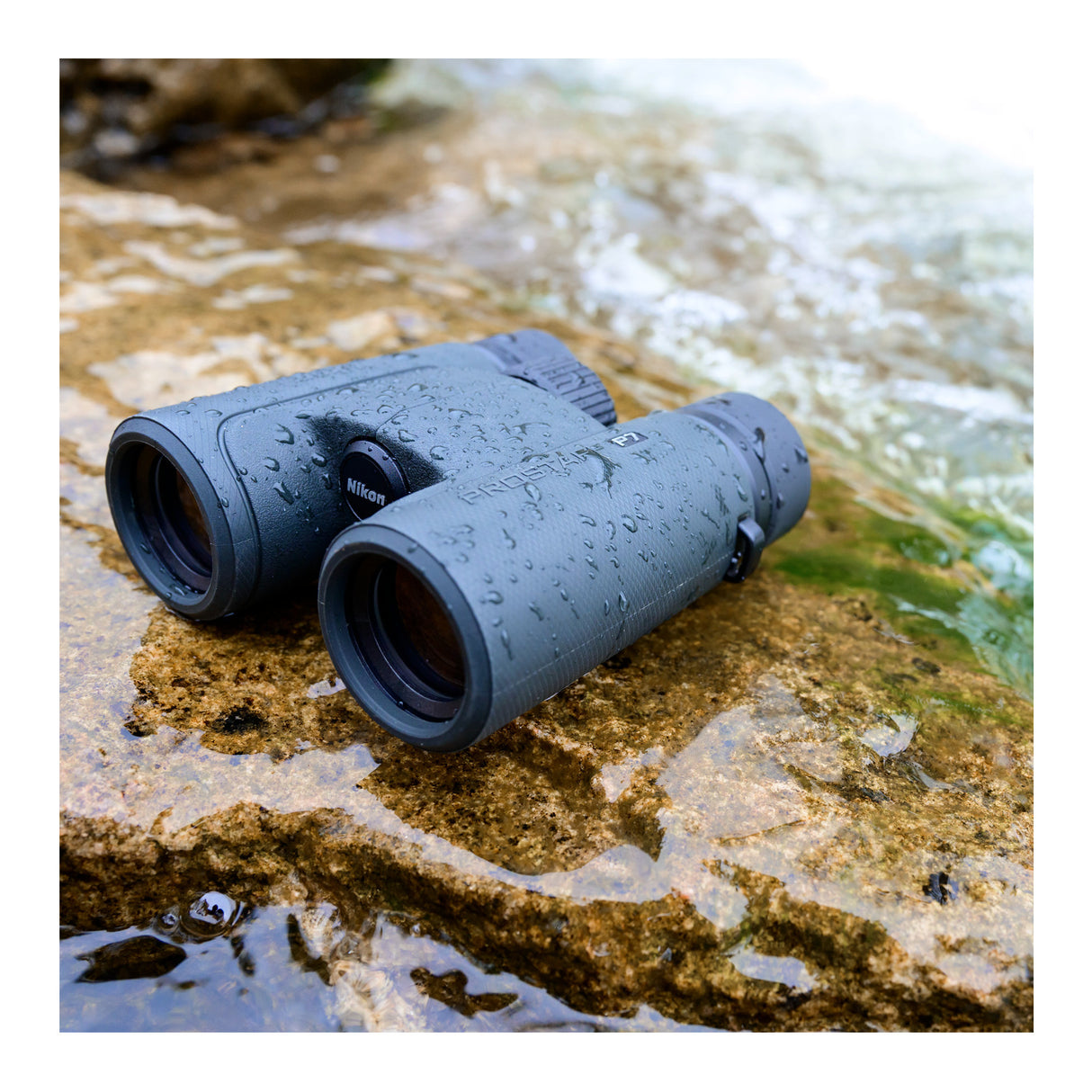 Nikon Prostaff P7 10x42 Binoculars with Hat and Accessory Bundle