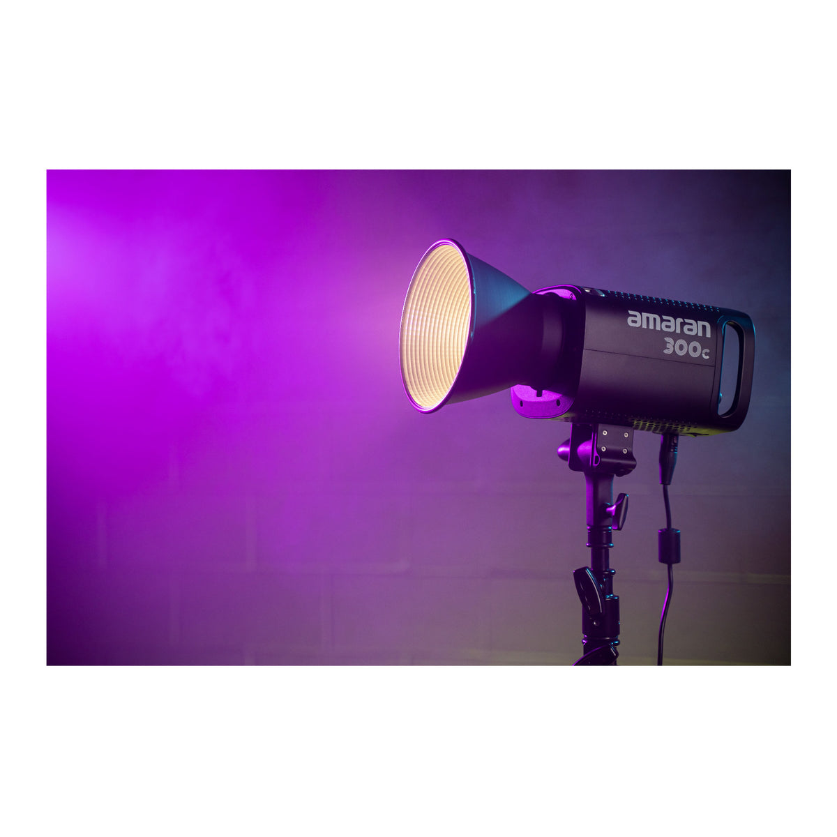 Aputure amaran 300c Point-Source RGB LED Monolight with Bowens Mount Compatibility