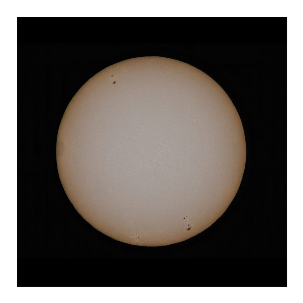 NiSi 82 mm Pro Nano UV/IR Cut ND100000 (5.0) 16.6 Stops Optical Glass Lightweight Solar Filter