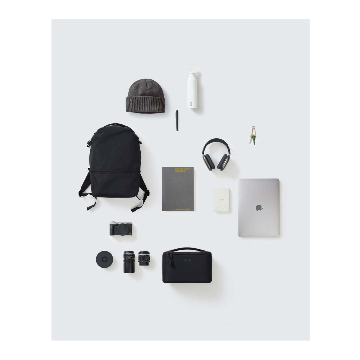 Urth Arkose 20L Modular Lightweight Backpack with 12 Clever Storage Zones(Black)