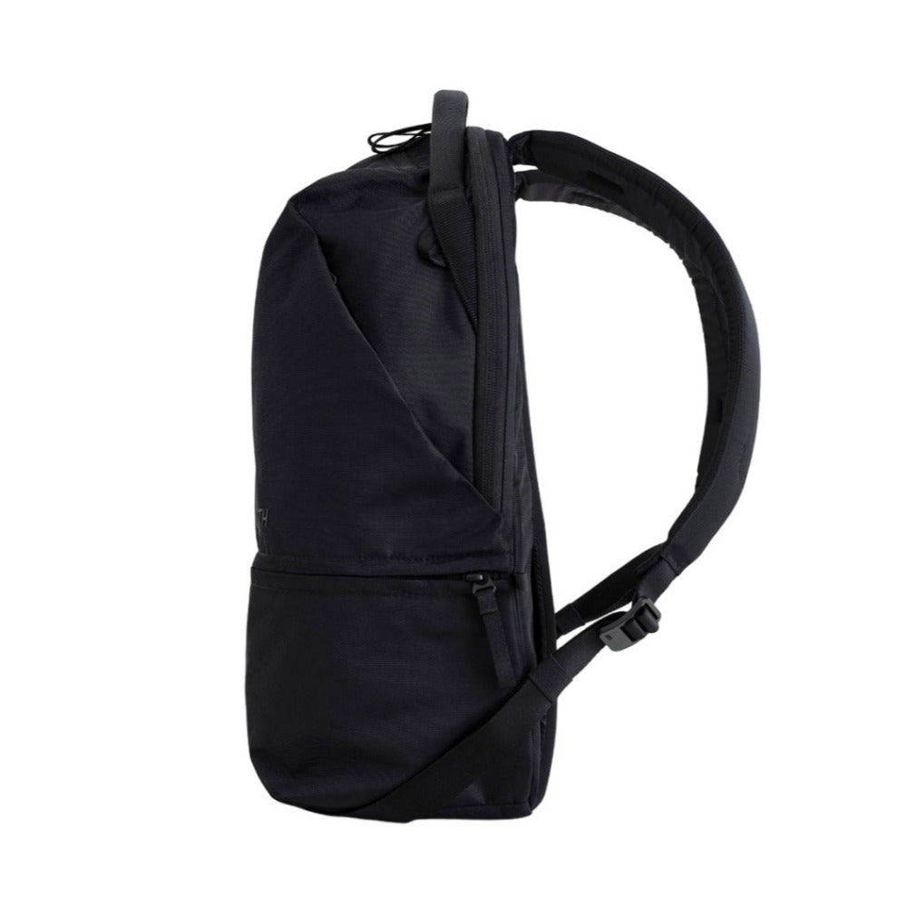 Urth Arkose 20L Modular Weatherproof Lightweight Front Zip Backpack and Small Camera Insert (Black)