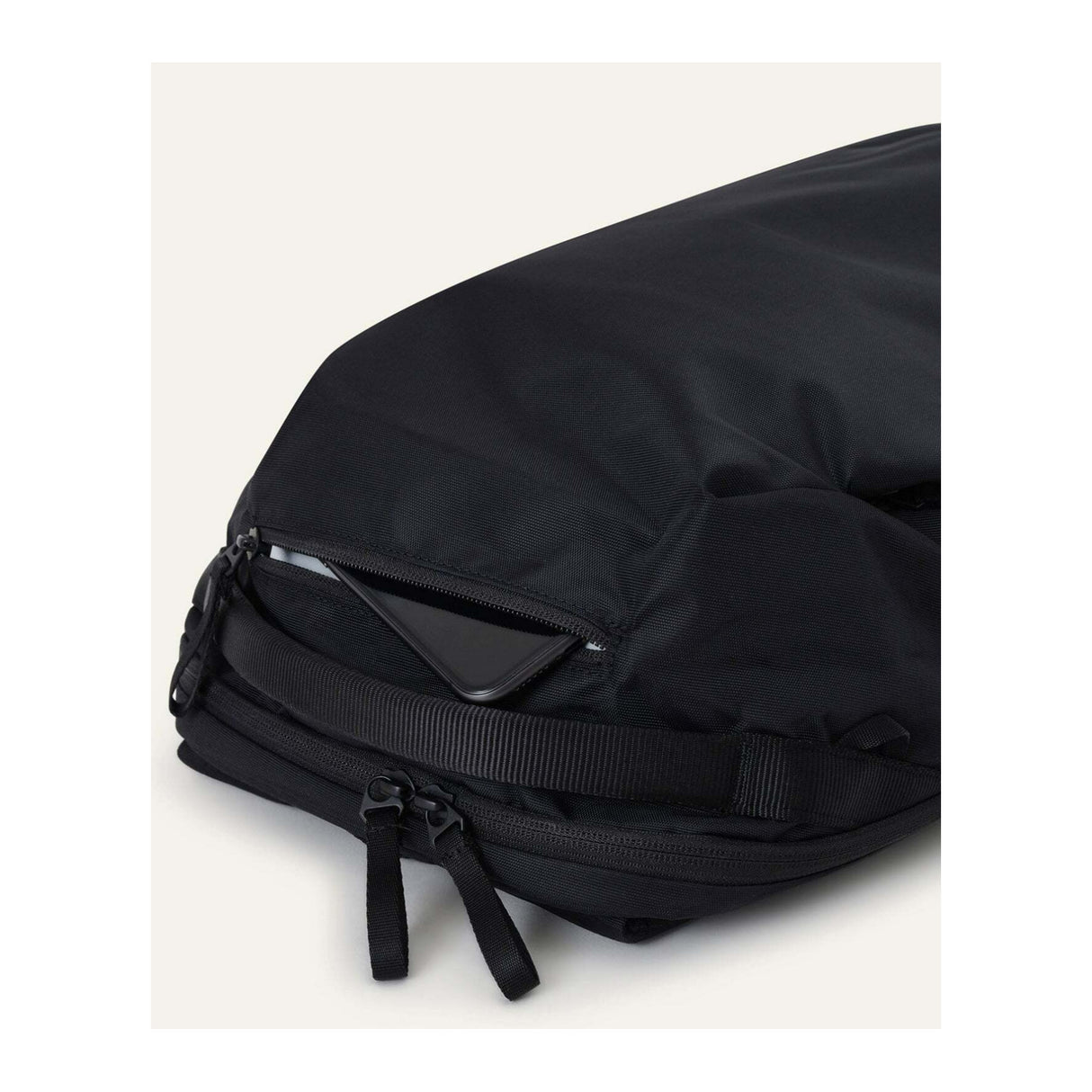 Urth Norite 24L Weatherproof Nylon Made Modular Camera Backpack Plus Camera Insert (Black)