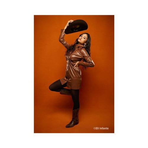 Westcott X-Drop Pro Wrinkle-Resistant, Machine-Washable Backdrop (Tiger Orange, 8 x 13 Feet)