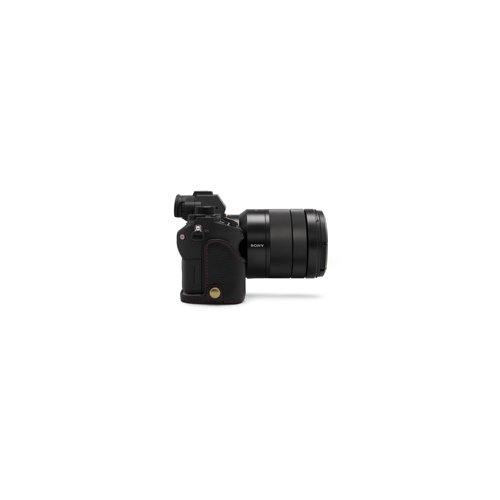 Sony Leather Camera Case for A7RM3 and A7M3 (Black)
