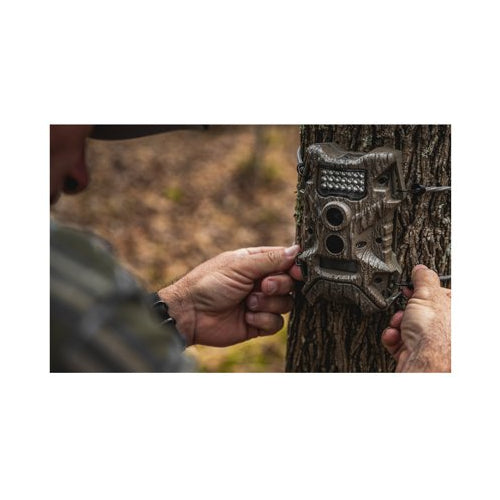 Wildgame Innovations Terra Extreme 14MP Camera with SD Card and High-Speed Card Reader