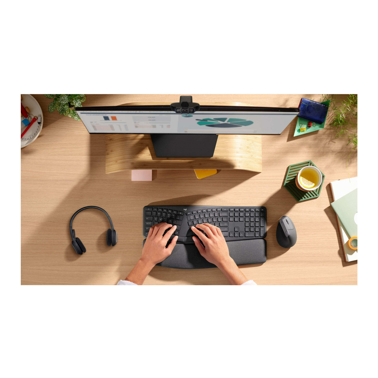 Logitech Ergo K860 Ergonomic Wireless Split Keyboard with Perfect Stroke Keys and Curved Keyframe