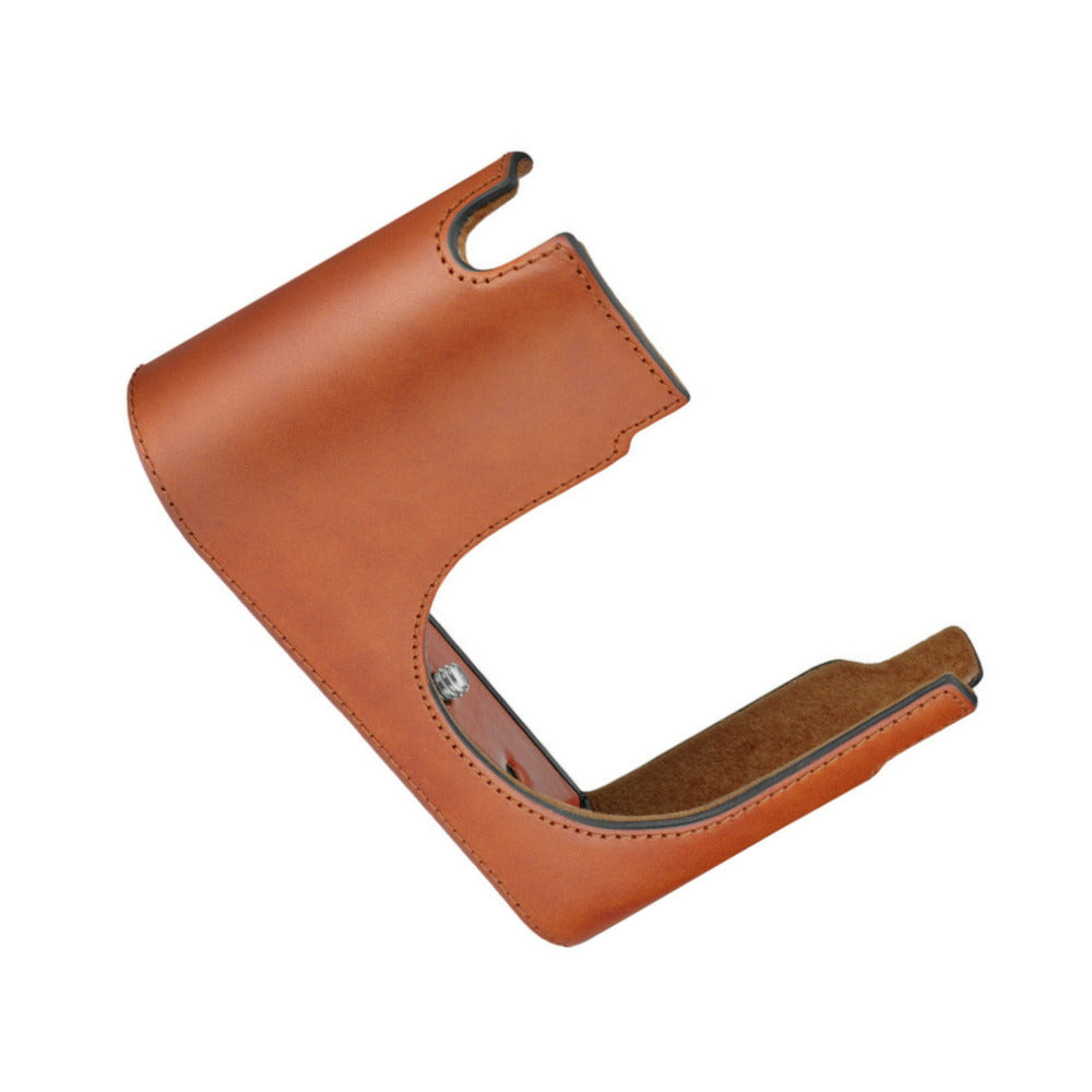 Leica Vegetable-Tanned Leather Half-Case for Q3 Camera with Additional Compartment (Cognac)