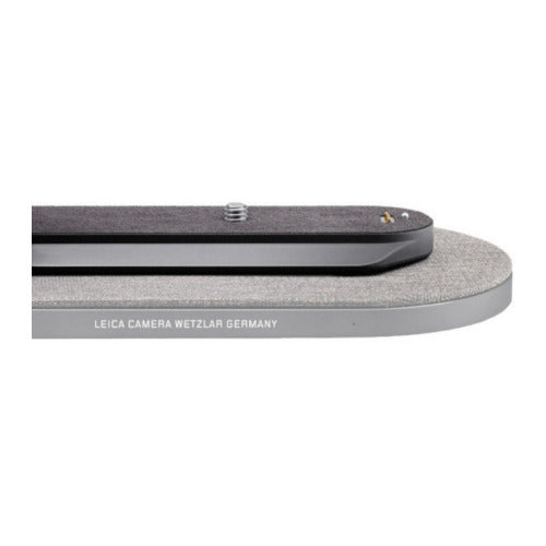 Leica HG-DC1 Wireless Charging Control Handgrip for Charging Leica Q3 Camera