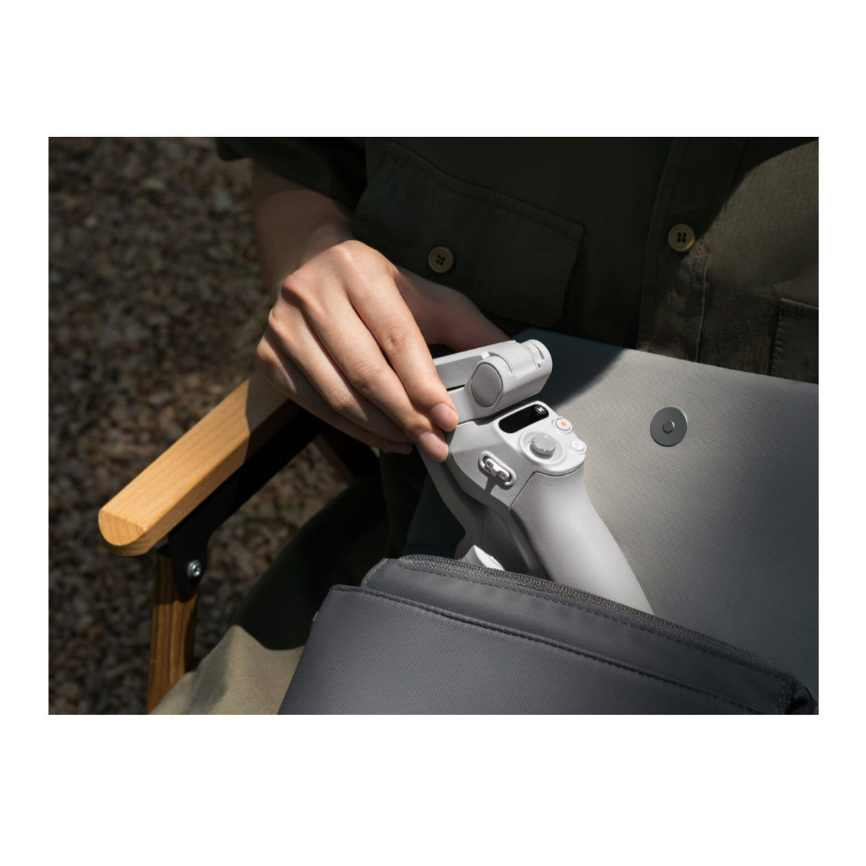 DJI Osmo Mobile SE Compact Foldable Magnetic Quick-Release Smartphone Gimbal with ActiveTrack 6.0