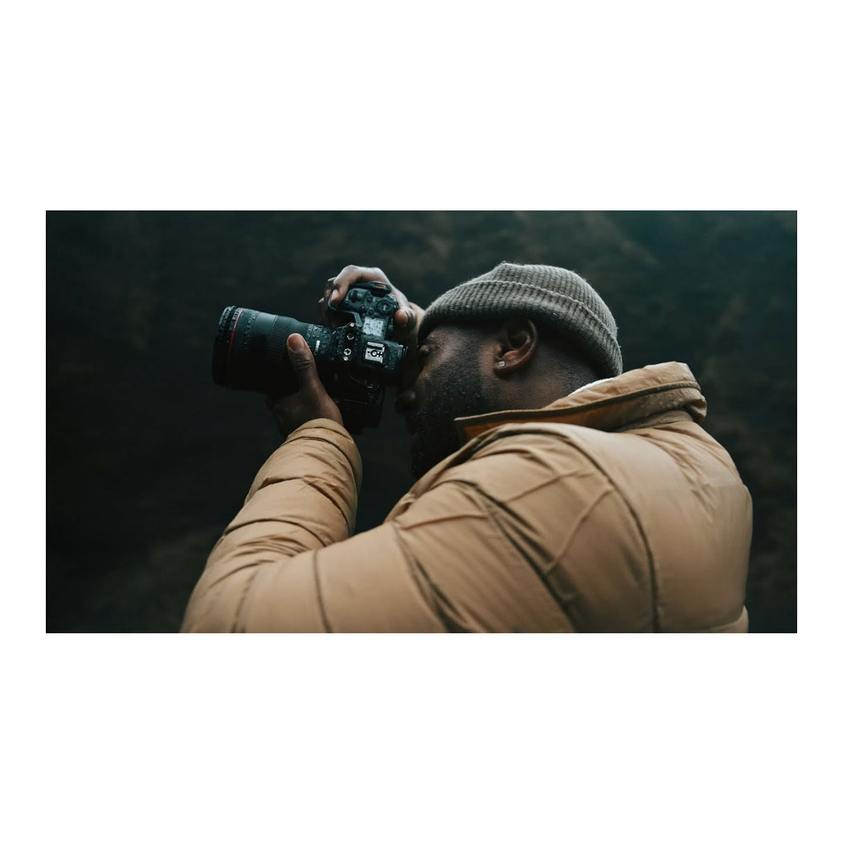 Canon EOS R5 C 2x Magnification Mirrorless Cinema Lightweight Camera Kit with 24-105 f/4 Lens