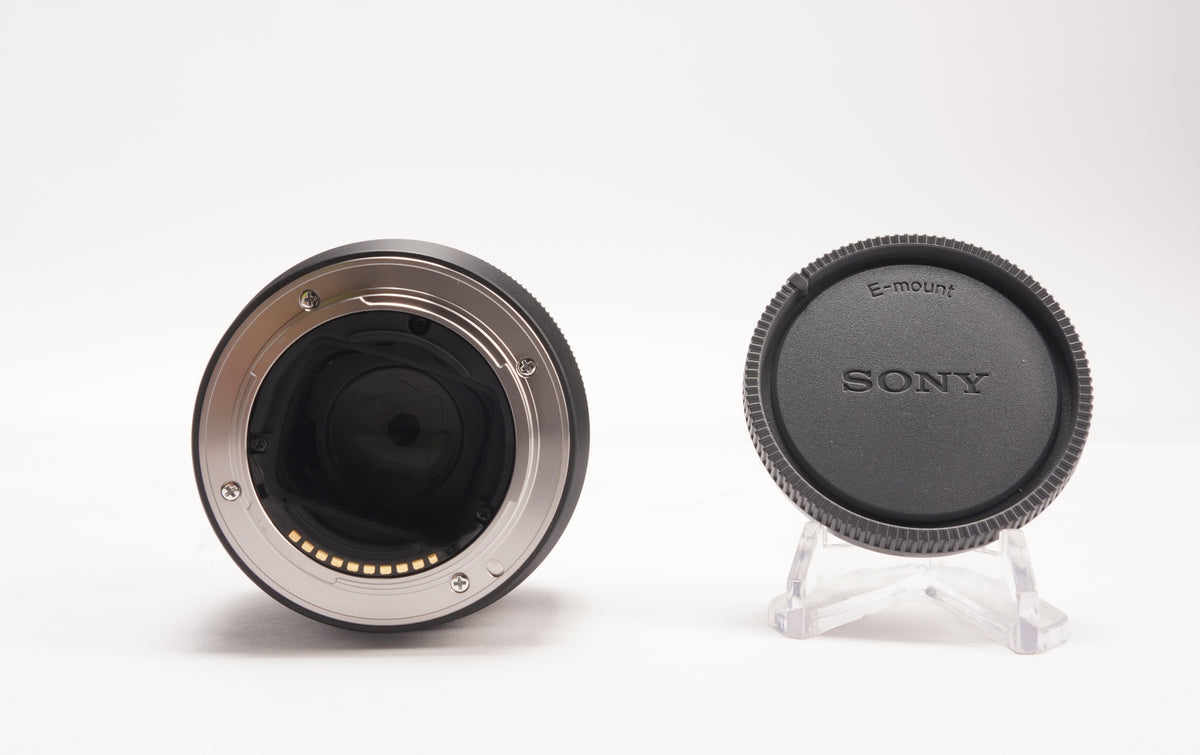 Sony FE 50mm f/1.8 Lens (Open Box)