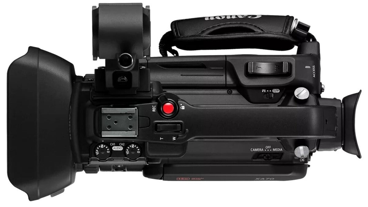 Canon XA70
