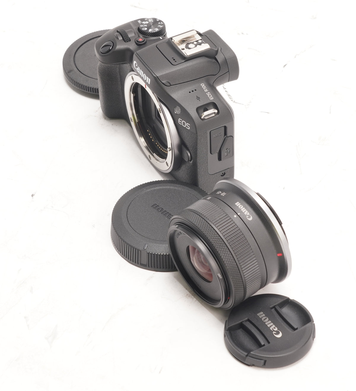 Canon EOS R100 Mirrorless Camera with 18-45mm Lens
