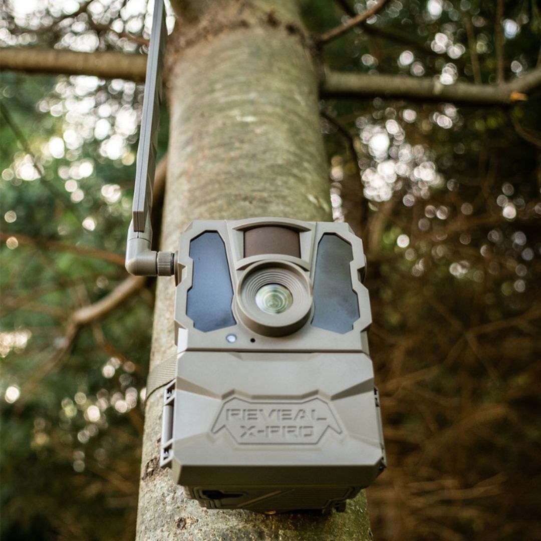 Tactacam REVEAL X PRO Camera with Built-In GPS, Built-In LCD Screen, and Weather-Resistant Body
