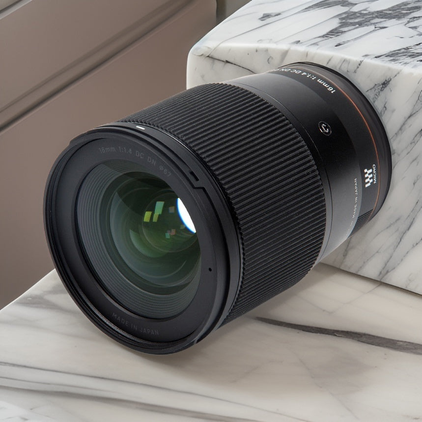 Sigma 16mm f/1.4 DC DN Contemporary Lens for Sony with Accessory Bundle