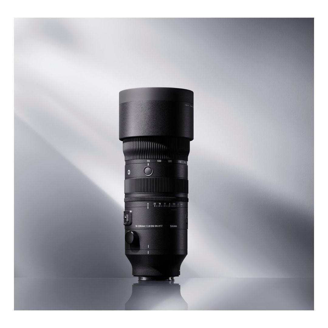 SIGMA 70-200 mm F2.8 DG DN OS Sports for Leica L-Mount with 1TB Portable Hard Drive Bundle