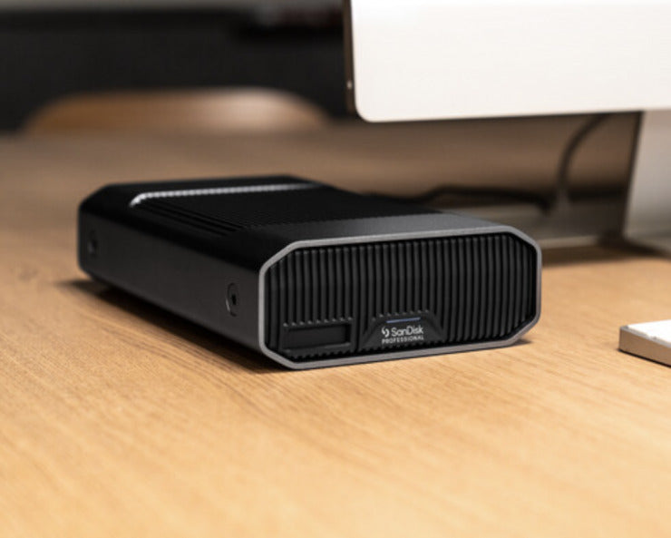 SanDisk Professional 8TB G-Drive Project with Thunderbolt 3 SanDisk Professional SSD Mag 2TB
