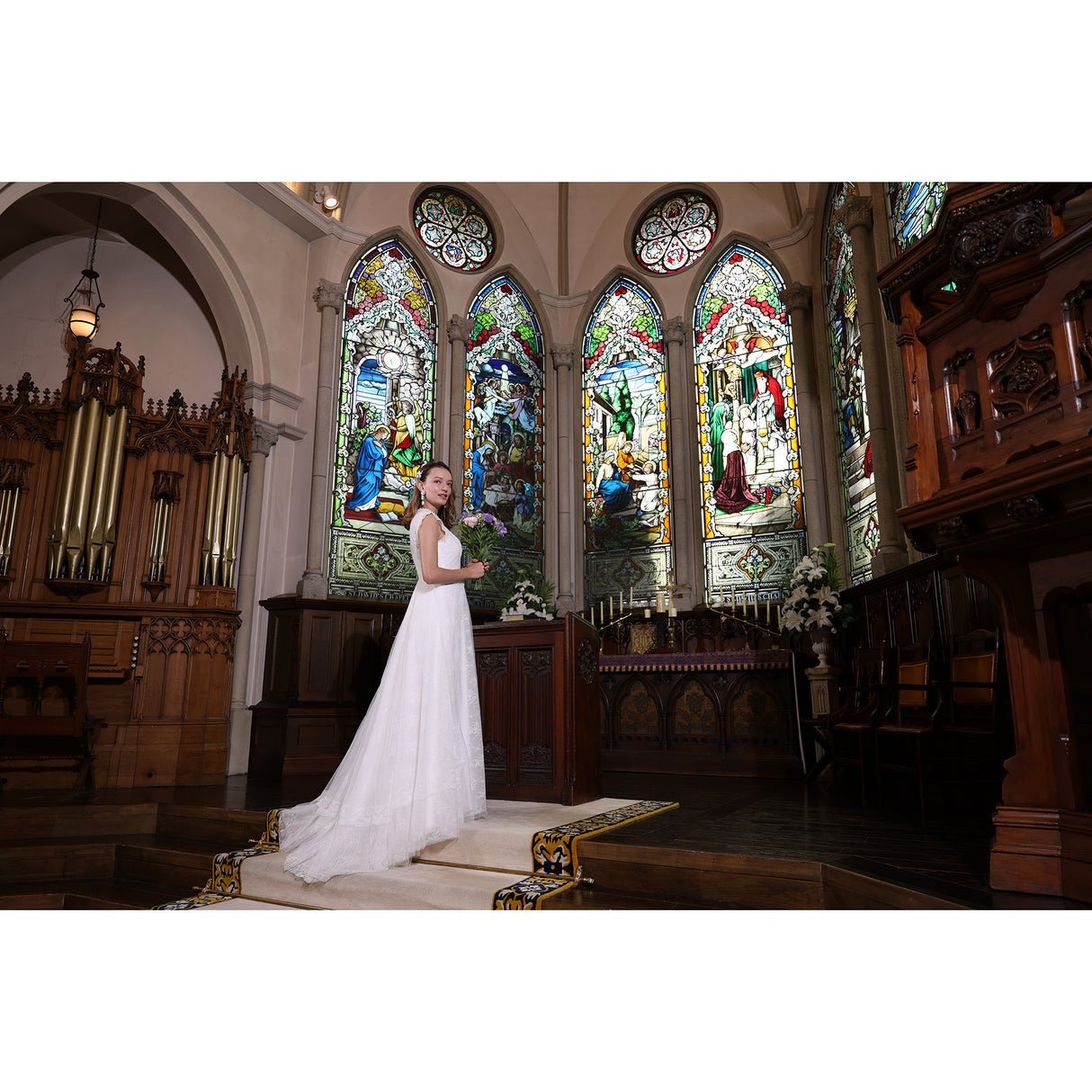 Canon EOS C70 Mirrorless Cinema Camera with RF24-105mm F2.8 L IS USM Z Lens