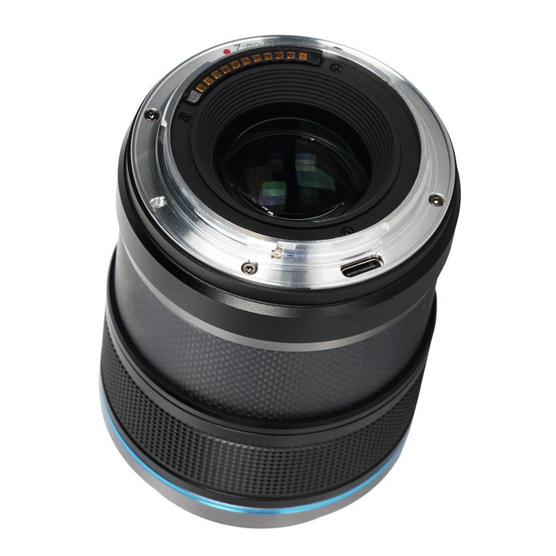 SIRUI Sniper Series 33mm F1.2 APS-C Autofocus Lens (E Mount, Black, Carbon Fiber)