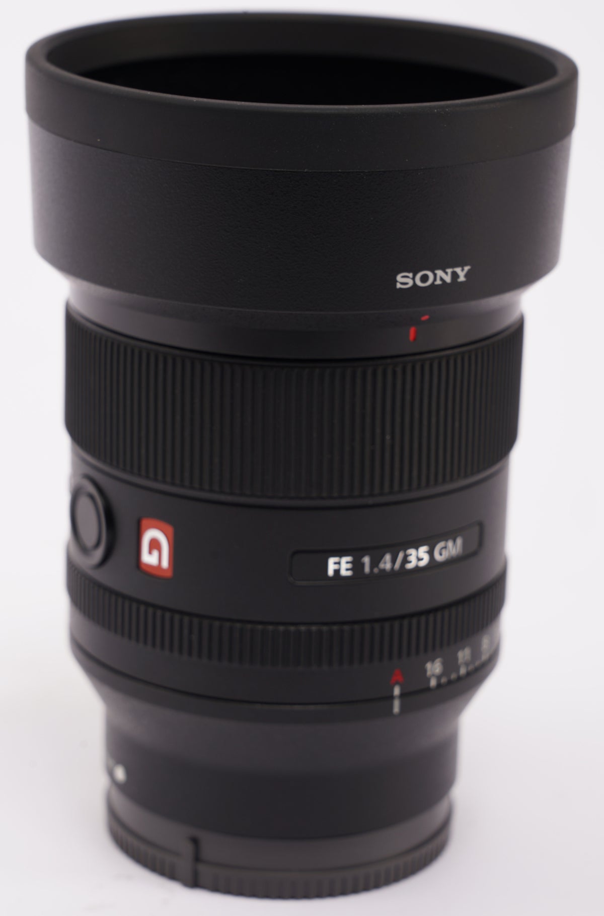 Sony FE 35mm f/1.4 GM Full-Frame Large-Aperture Wide Angle G Master Lens (Open Box)