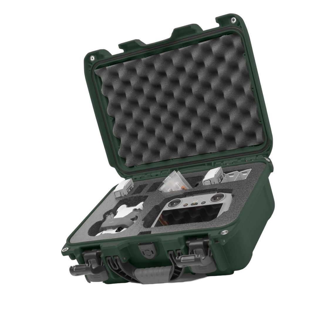 Nanuk 915 Waterproof Hard-Shell Case for DJI Mini 3 and Mini 4 Pro Fly More Combo (Olive)