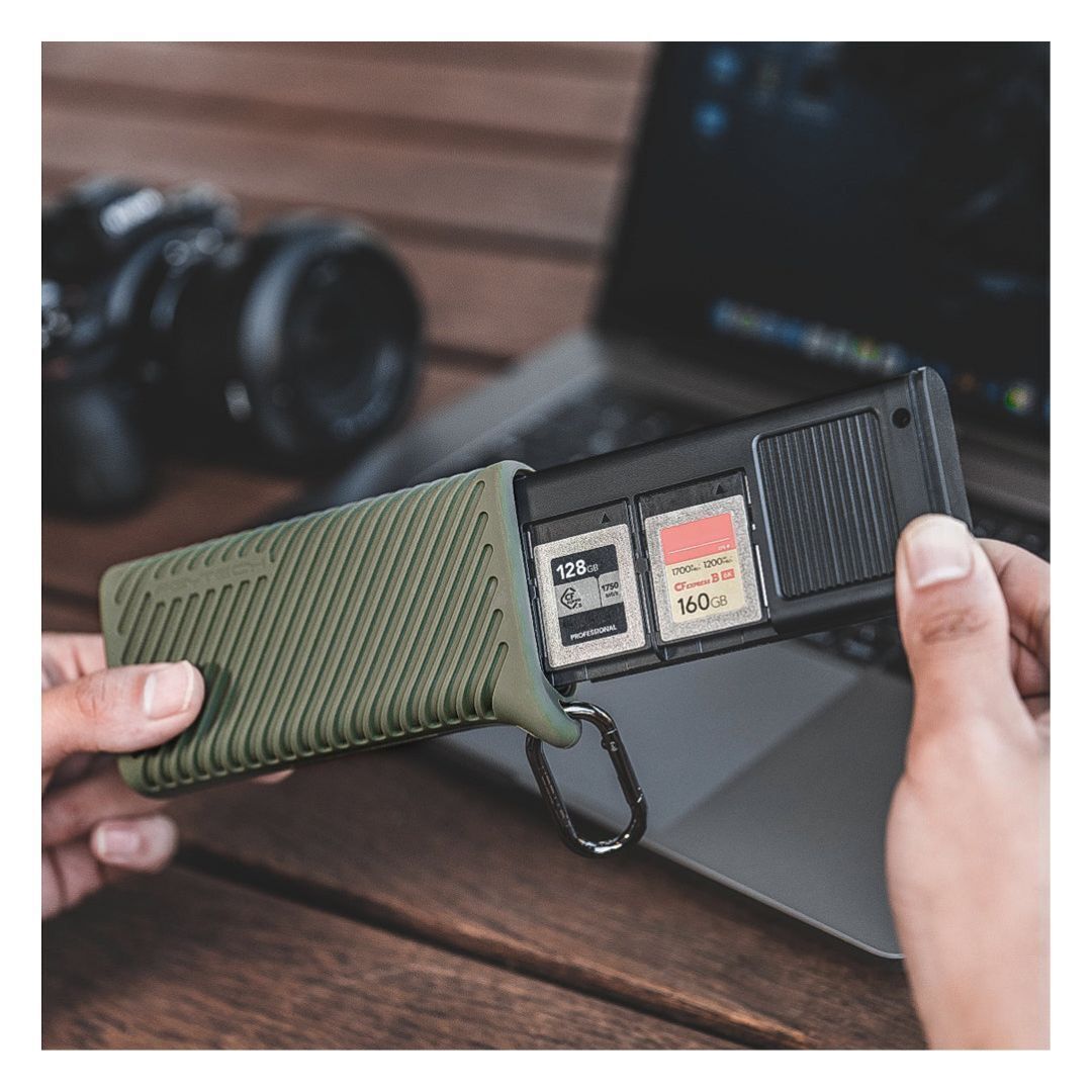 PGYTECH CFexpress CreateMate Card Reader Case
Type A/SD(Moss Green)