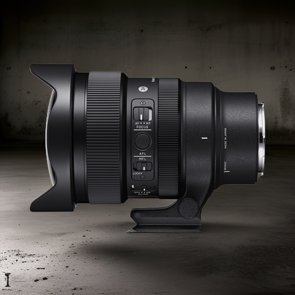 Sigma 15mm F1.4 DG DN Diagonal Fisheye Art, Sony E Mount with Corel Software, 65GB SD and Hardcase