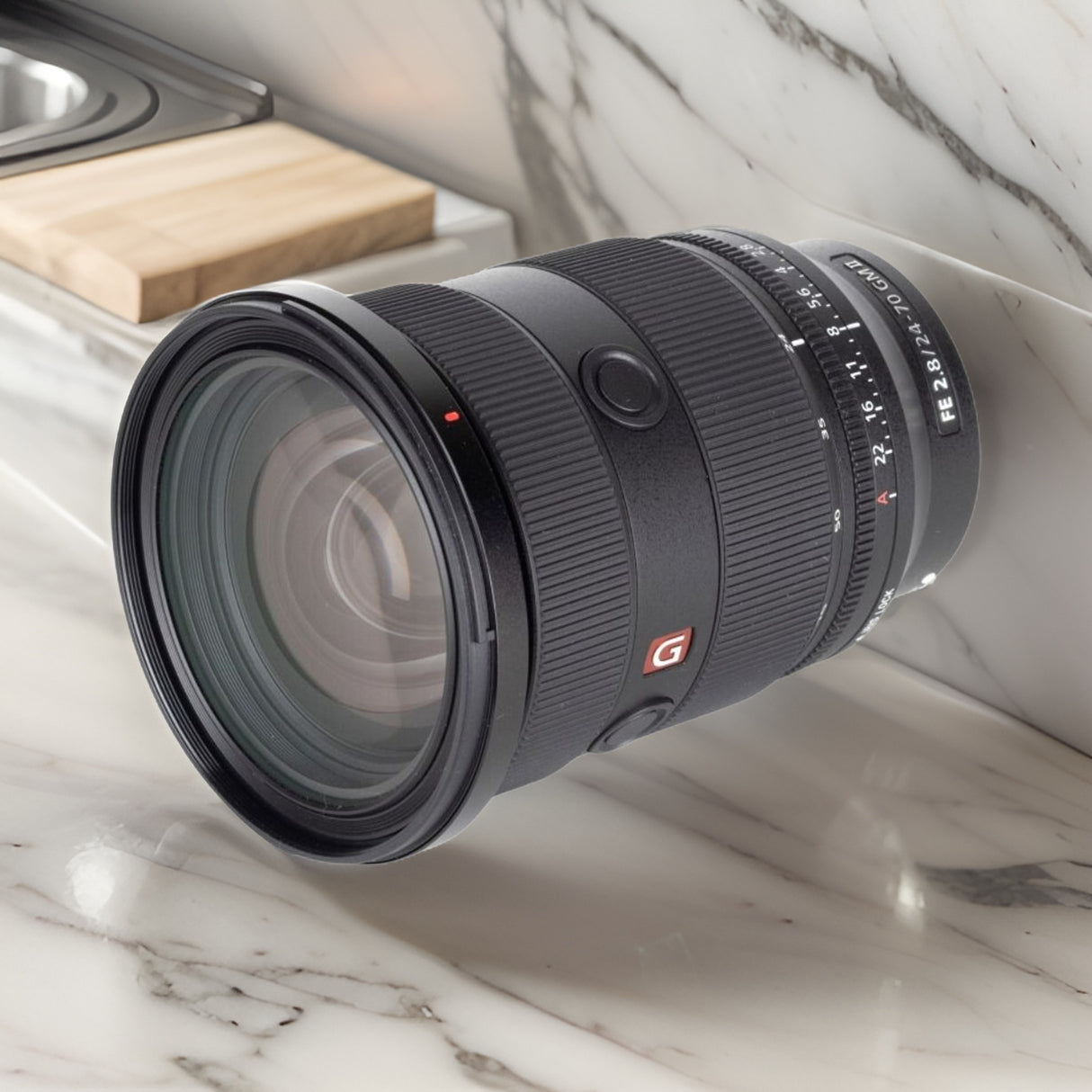 Sony FE 16-35mm F2.8 GM II Full-frame Zoom G Master Lens with Editing Software, 64GB SD Card Bundle