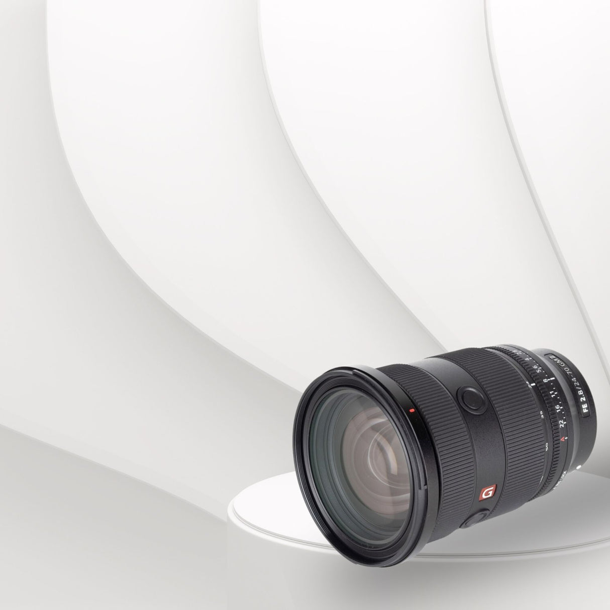 Sony FE 16-35mm F2.8 GM II Full-frame Zoom G Master Lens with Editing Software, 64GB SD Card Bundle