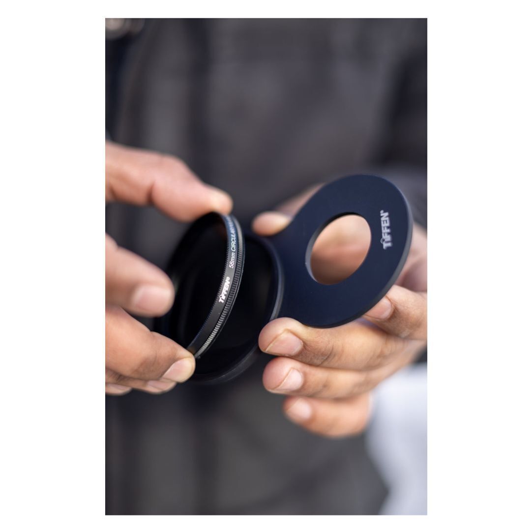Tiffen 58mm Smartphone Filter Mount for iPhone 14 and 15