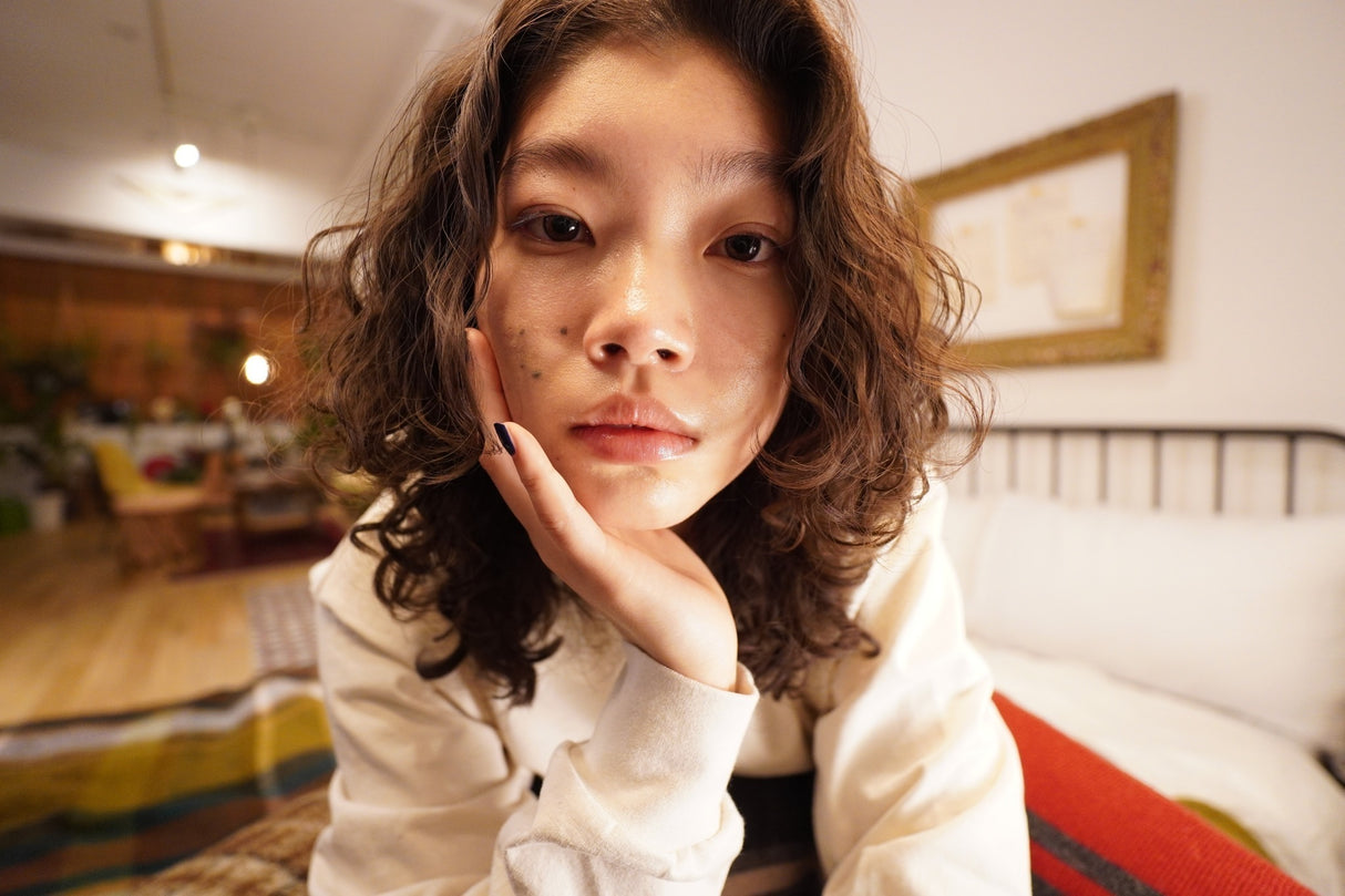 Sony 55-210mm Telephoto Lens with 64GB Memory Card, Editing Software, Camera Mug, and SD Card Reader