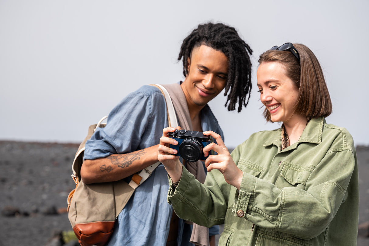 Panasonic Lumix S9 Full-Frame Mirrorless Camera with 20-60mm F3.5-5.6 Lens (Blue)