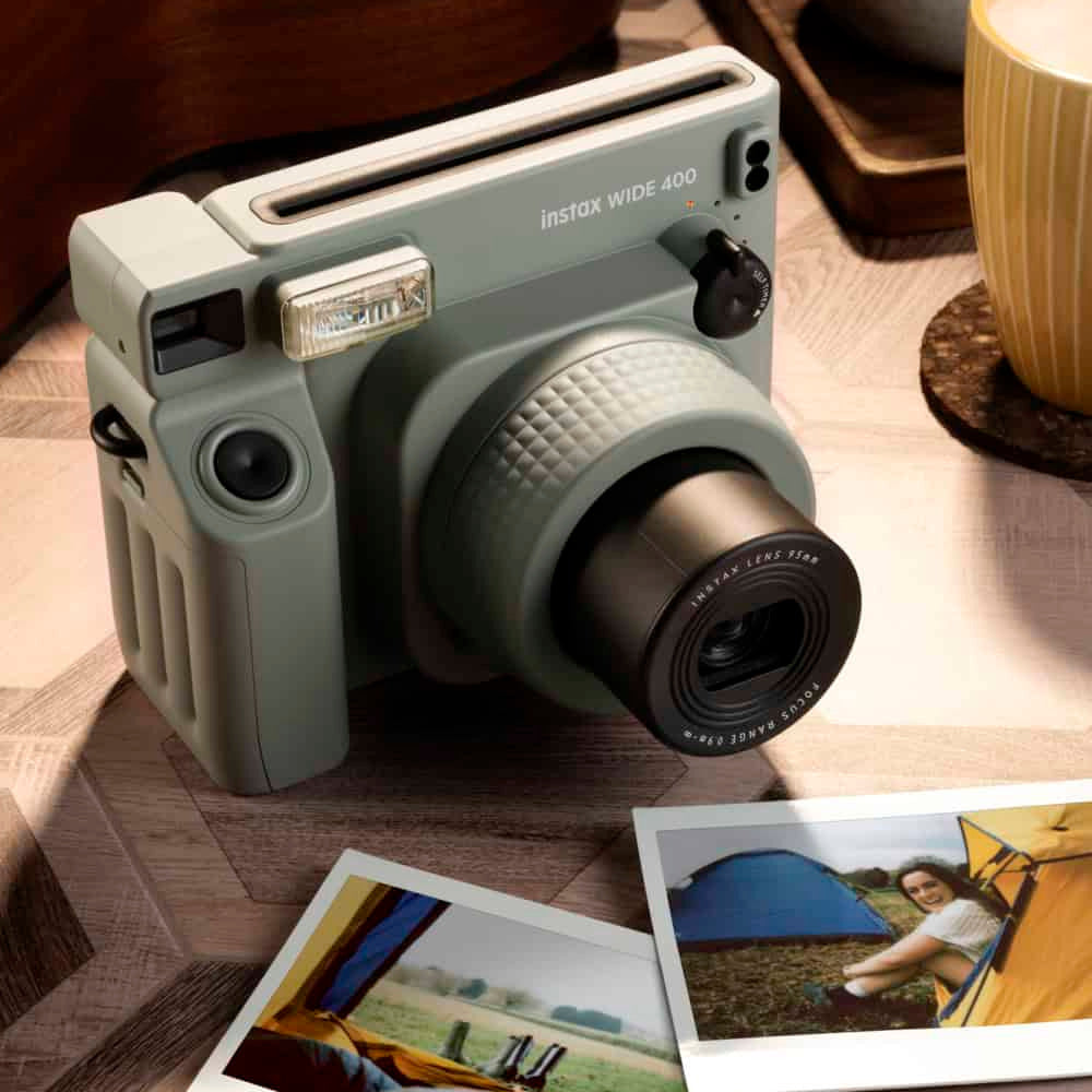 Fujifilm Instax Wide 400 Camera with Built-In Automatic Electronic Flash and Self-Timer (Green)
