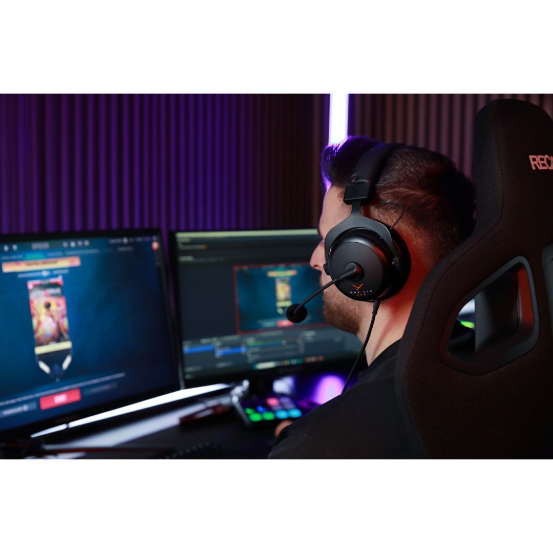 Beyerdynamic MMX 300