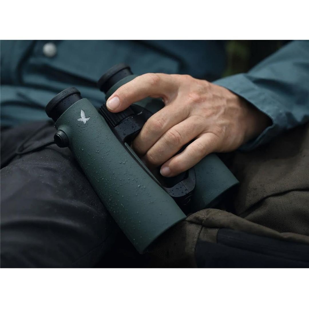 SWAROVSKI OPTIK 8.5x42 EL Binoculars with 2021 FieldPro Package (Green)