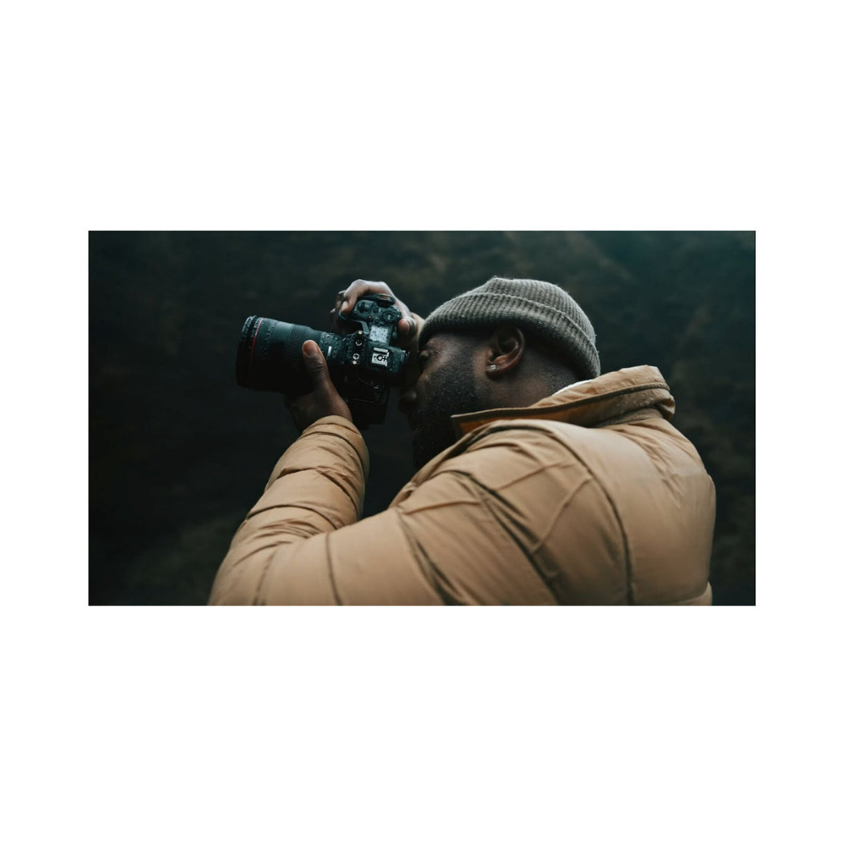 Canon EOS R5 C 2x Magnification Mirrorless Cinema Lightweight Camera Kit with RF 24-70mm f/2.8 Lens