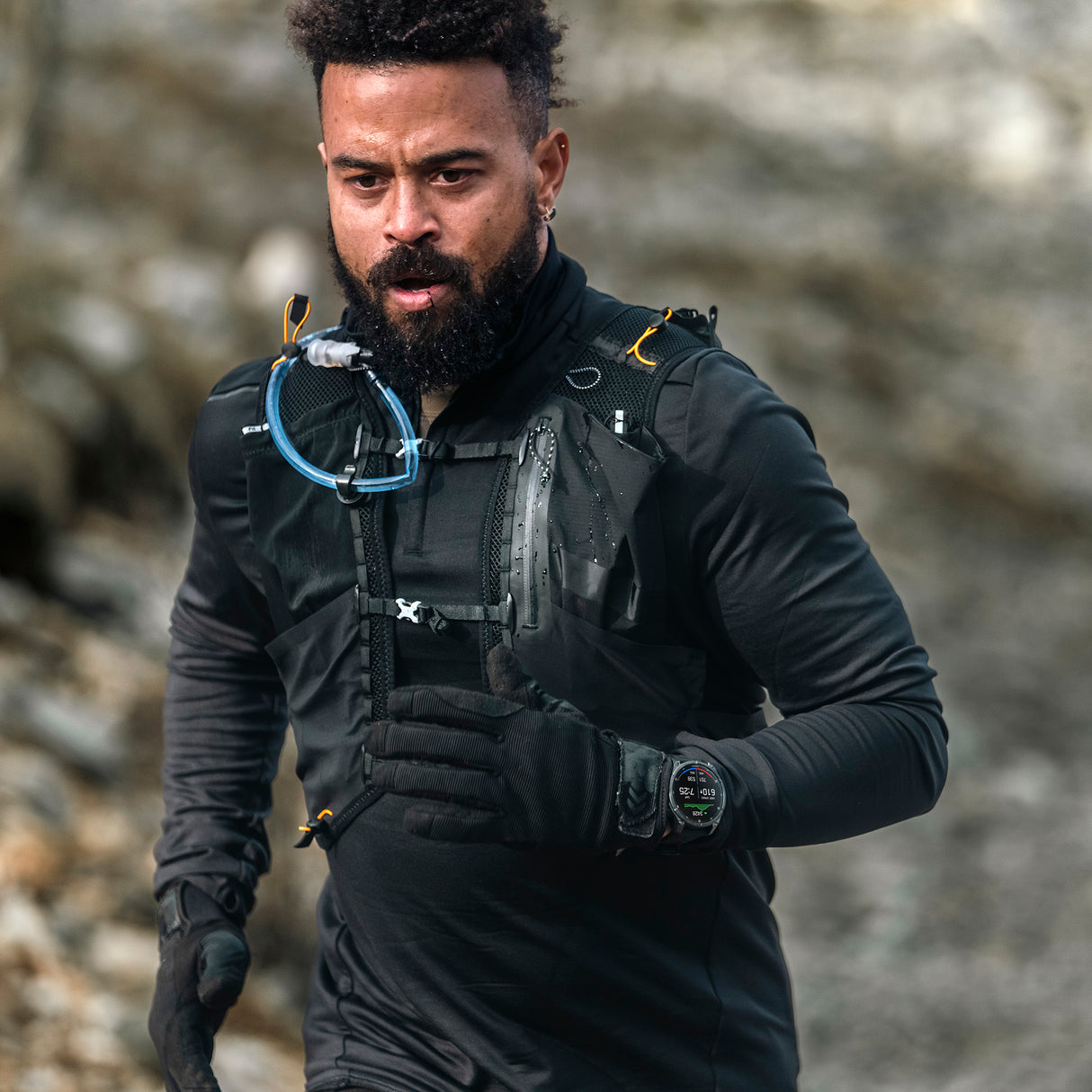 Garmin Fenix 8 43mm GPS Smartwatch (Carbon Gray DLC Titanium and Black-Pebble Gray)