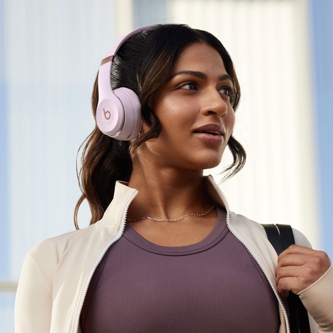 Beats Solo 4 Bluetooth Wireless On-Ear Headphones with Built-In DAC, Cloud Pink (Refurbished)