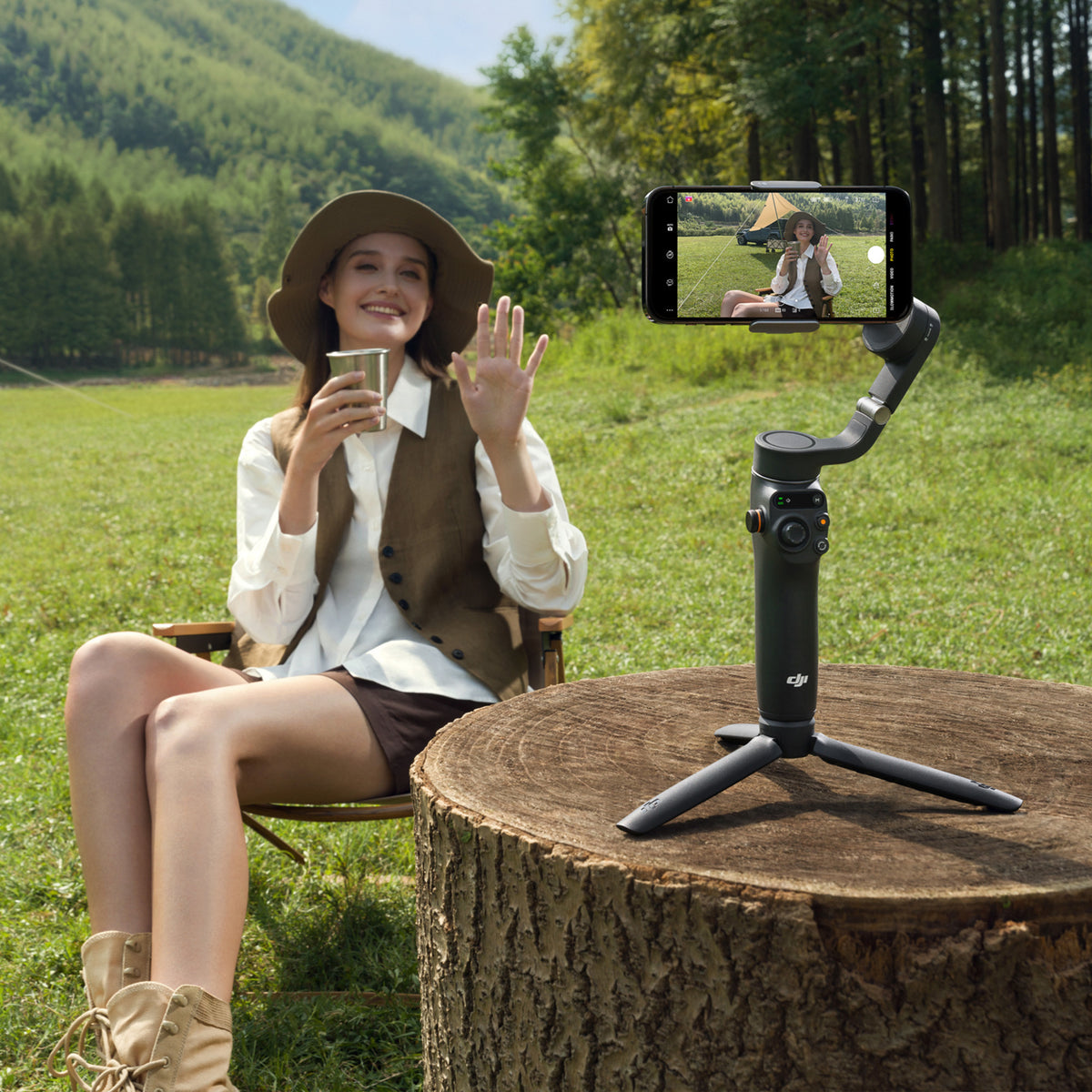 DJI Osmo Mobile 6 Compact, Portable, Foldable, Easy-to-Use Smartphone Gimbal bundle