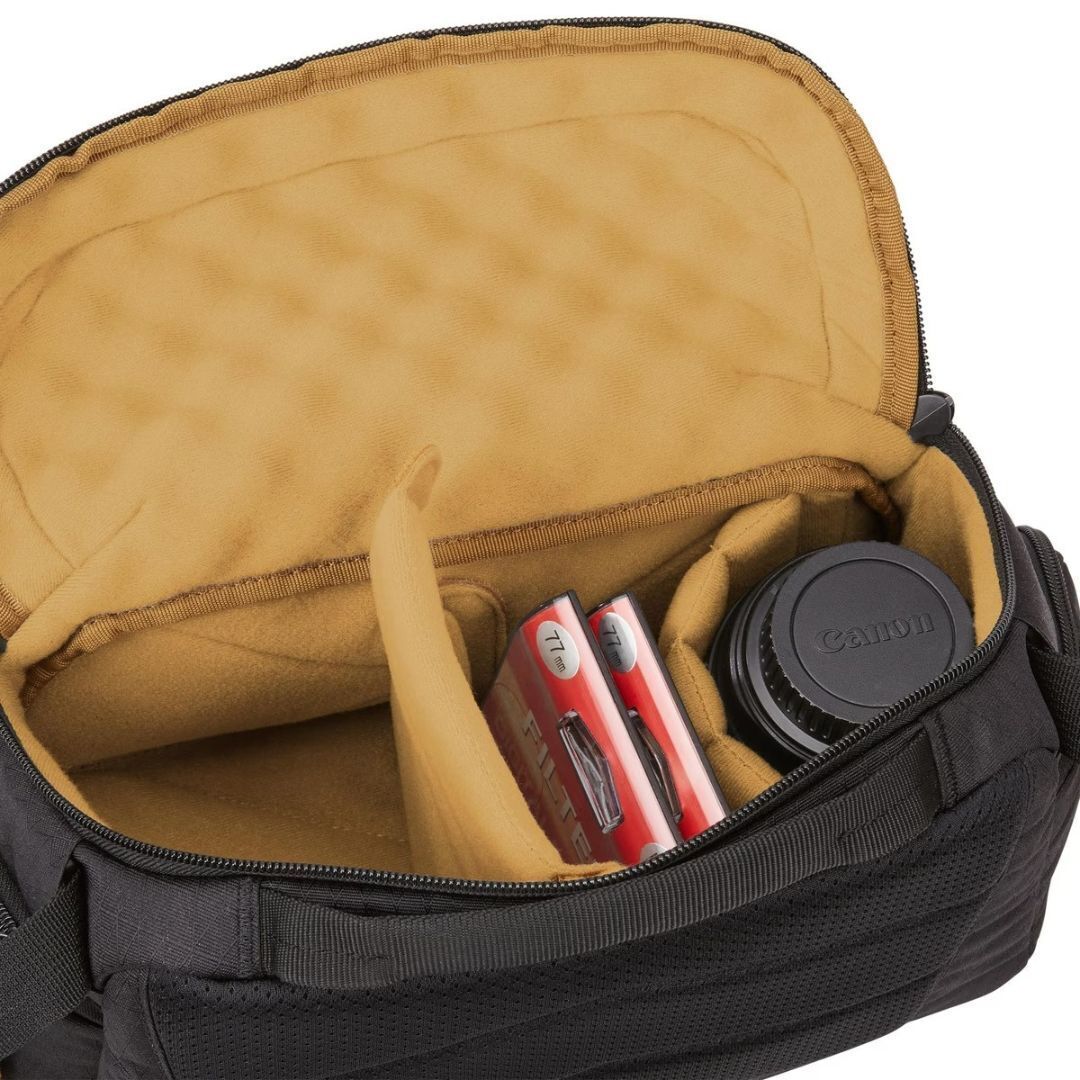 Case Logic Viso DSLR and Mirrorless Camera Sling Bag with Articulating Strap (Medium, Black)