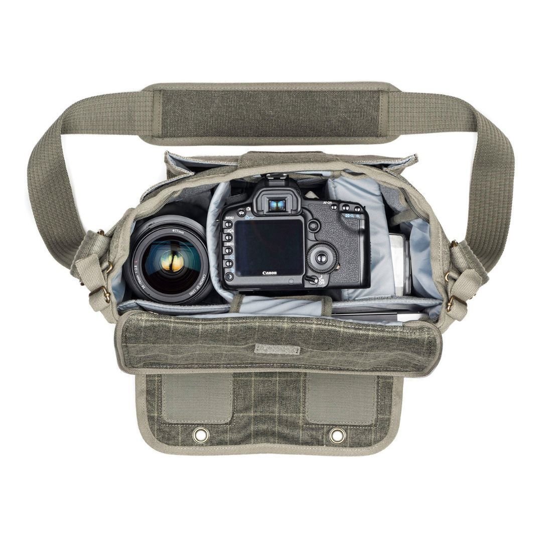Think Tank Photo Retrospective 20 V2.0 Shoulder Bag with Laptop Sleeve and Bottle Pouch (Pinestone)
