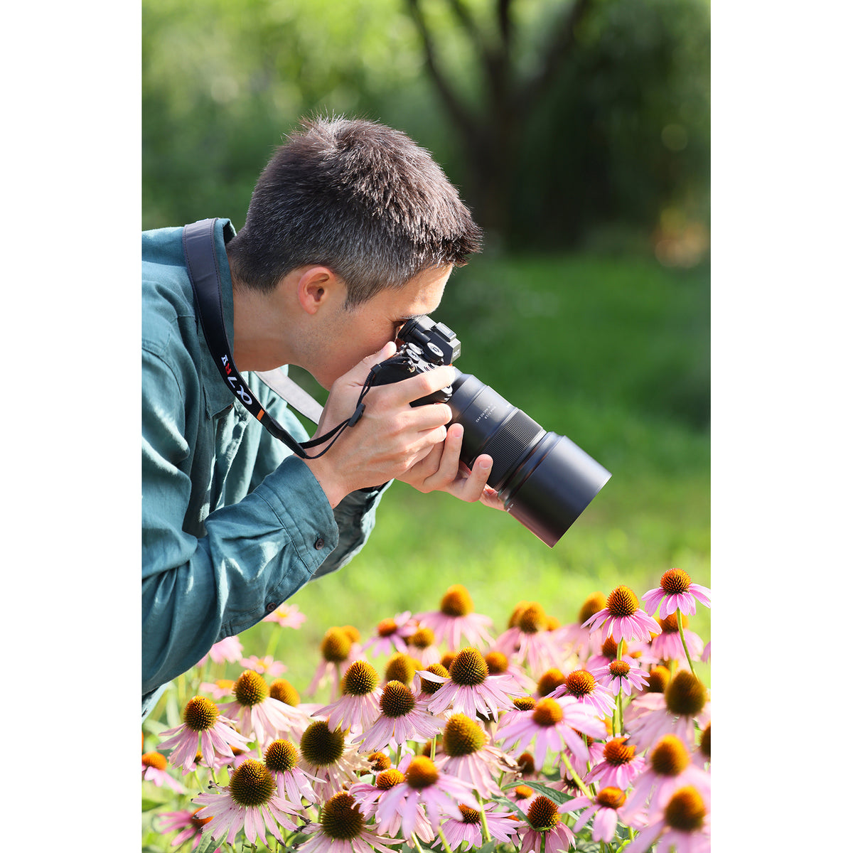 Tamron 90mm f/2.8 Di III VXD Lightweight Macro Lens for Full-Frame Mirrorless Nikon Z-Mount Cameras