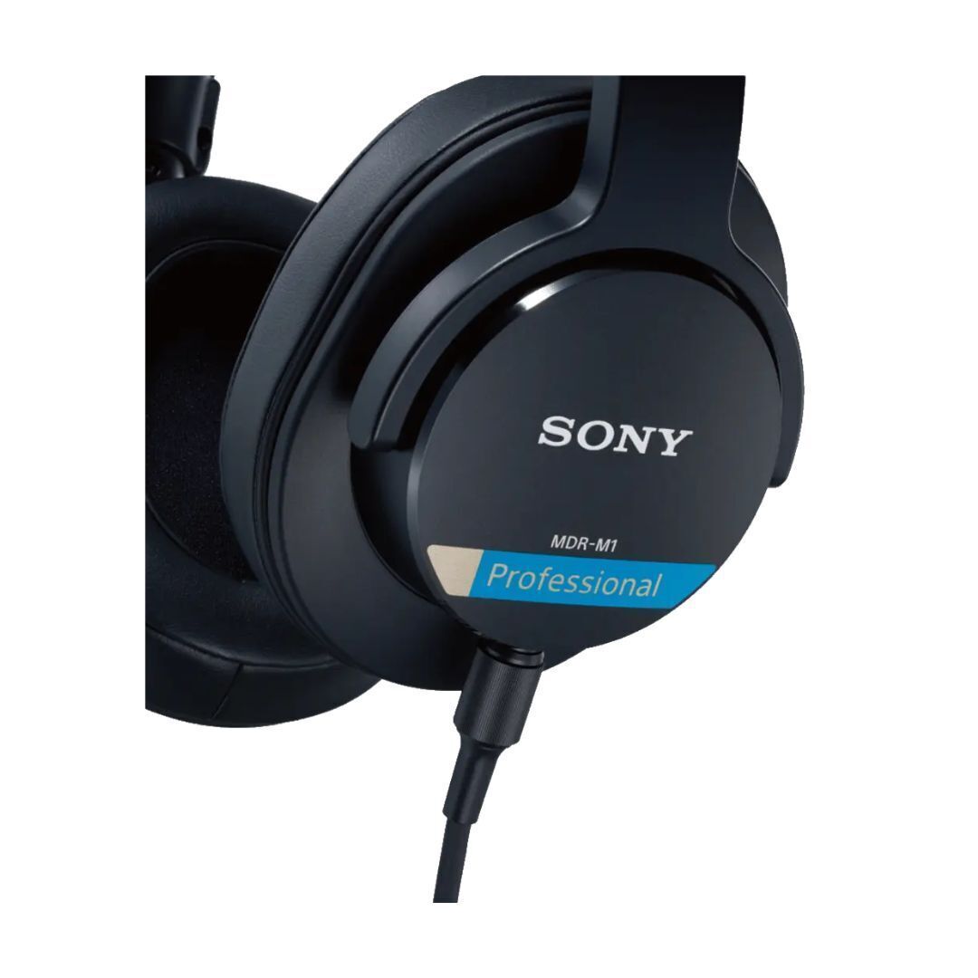 Sony MDR-M1 Professional Reference Closed Dynamic High-Fidelity Monitor Headphones (Black)
