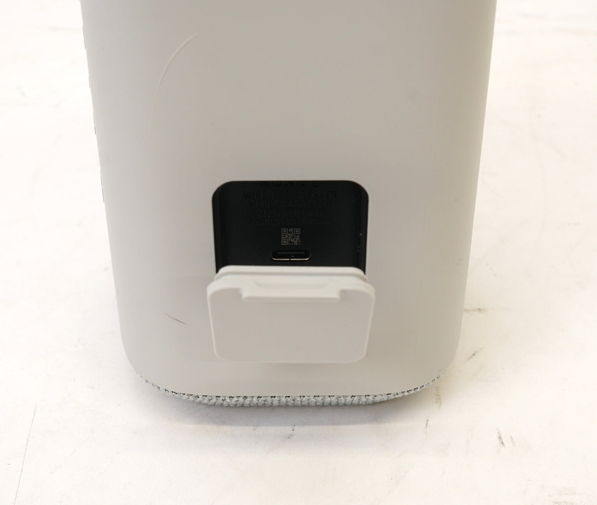 Sony SRS-XE300 X-Series Wireless Portable Bluetooth Speaker (Light Gray) (Used)