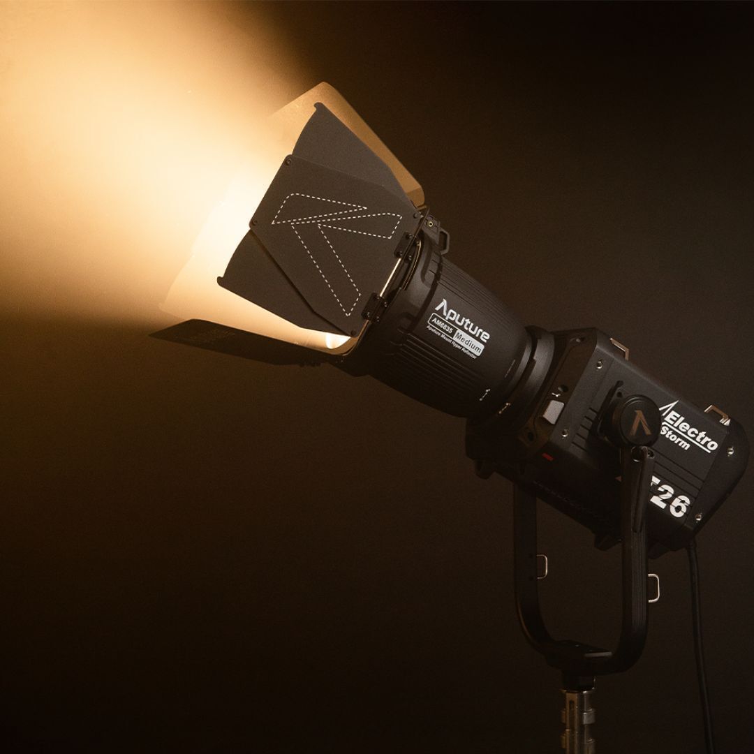 Aputure Electro Storm XT26 2600W Tunable White Point Source 60A Bates LED Fixture (Black)