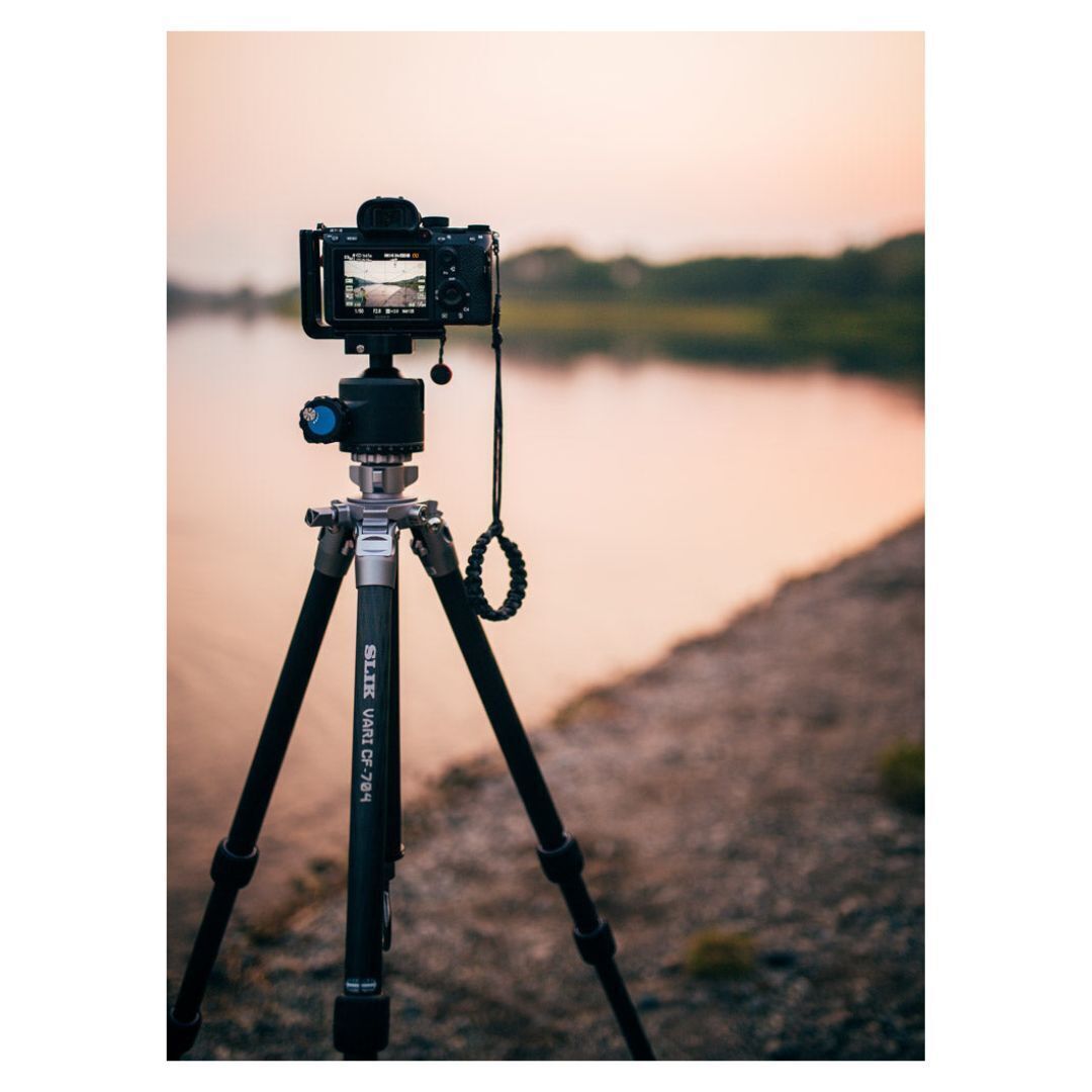 Slik Vari CF-704 Carbon Fiber Tripod Professional Kit with Lightweight and Aluminum Body (Legs Only)